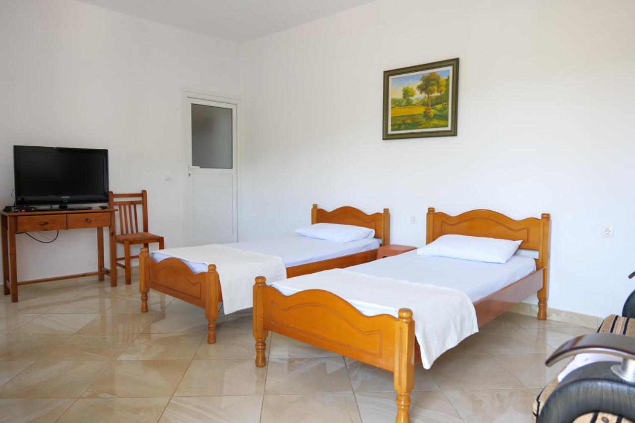 Pellumb Apartments Ksamil Kültér fotó